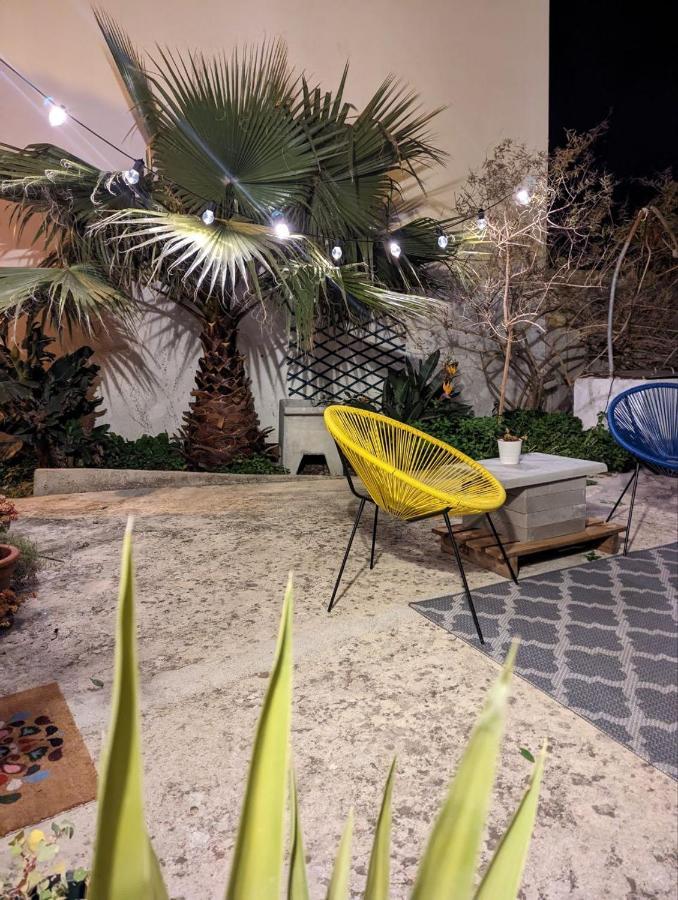 Cozy 3 Bedroom Home - Close To Beach ロウリニャン エクステリア 写真